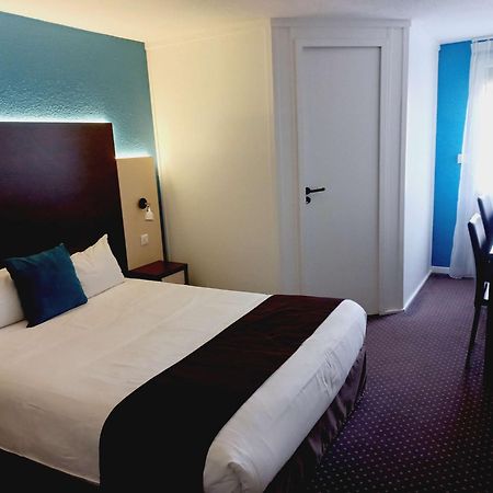 Brit Hotel Lorient Le Kerotel Esterno foto