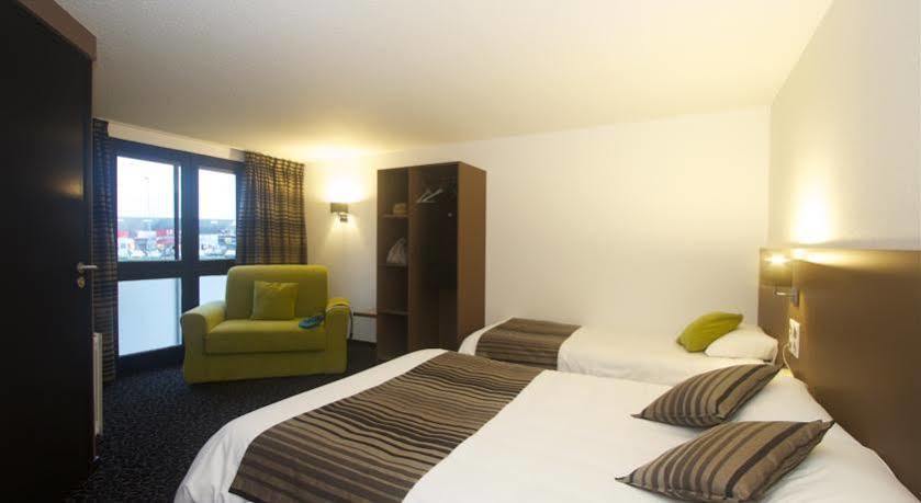 Brit Hotel Lorient Le Kerotel Esterno foto